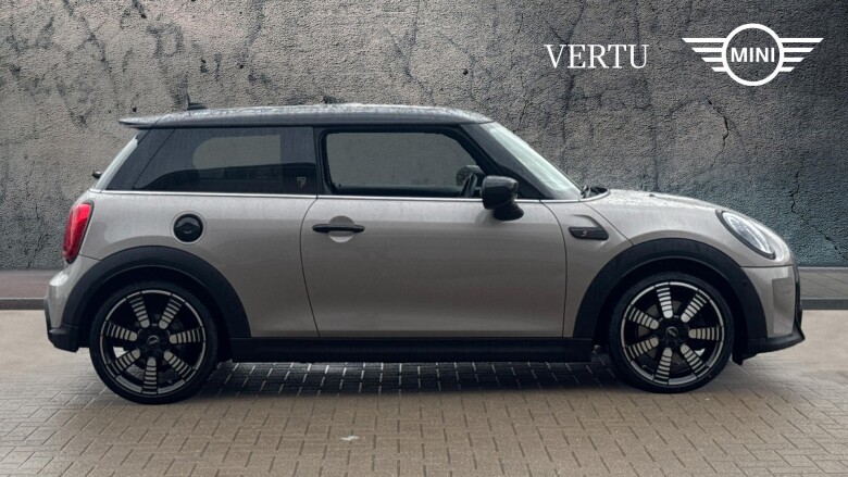 MINI Hatchback 2.0 Cooper S Exclusive 3dr Auto Petrol Hatchback